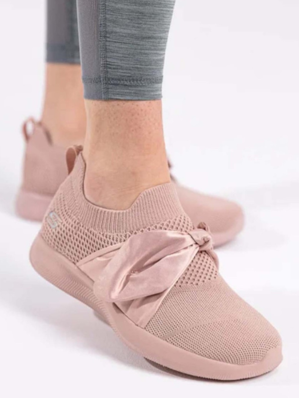 Skechers Women’s Slip-On Knit Sneaker with Satin Bow - Dusty Rose size 10
